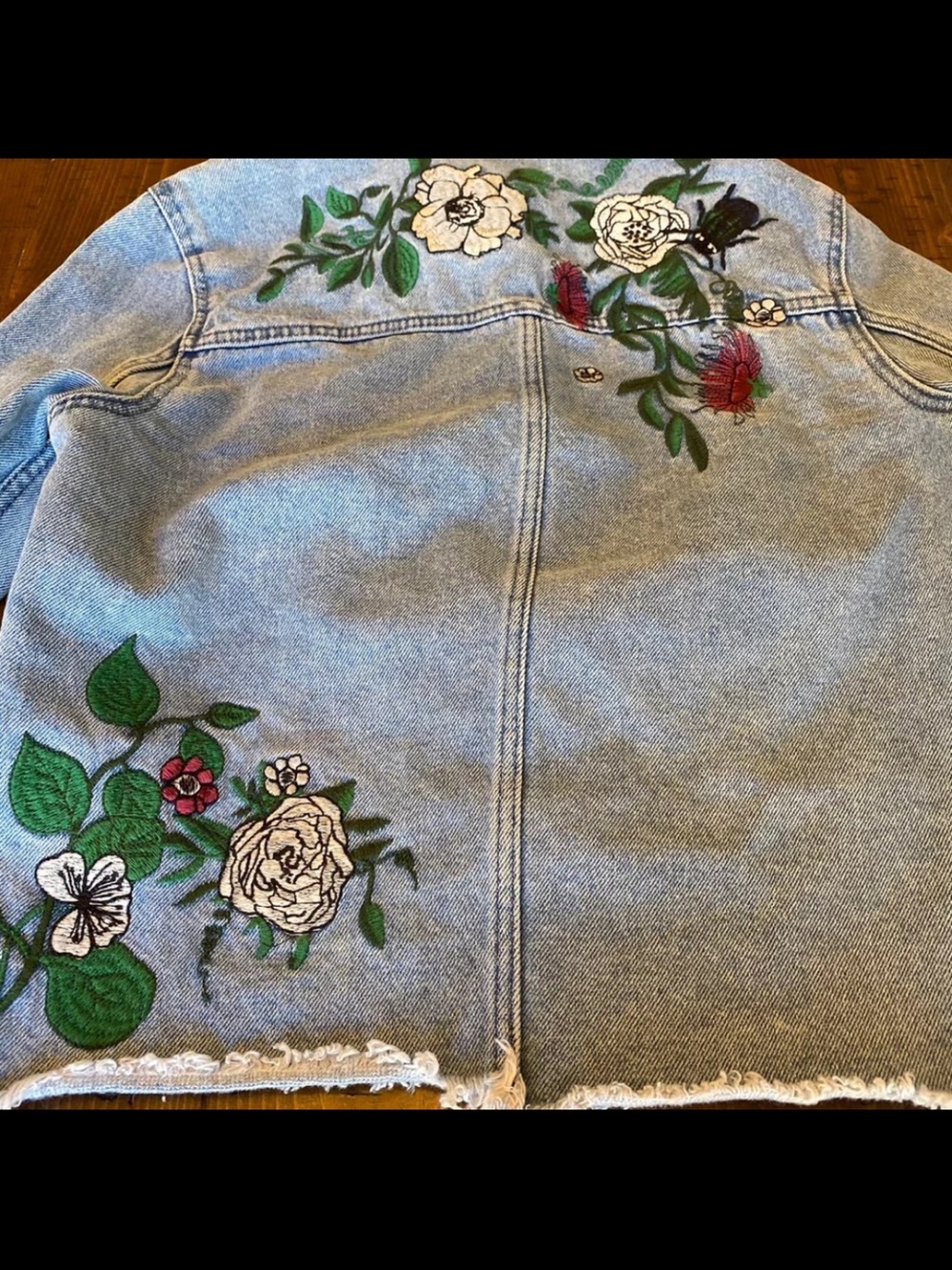 H&M Coachella floral boho embroidered Jean jacket distressed sz4/small EUC - Picture 8 of 14